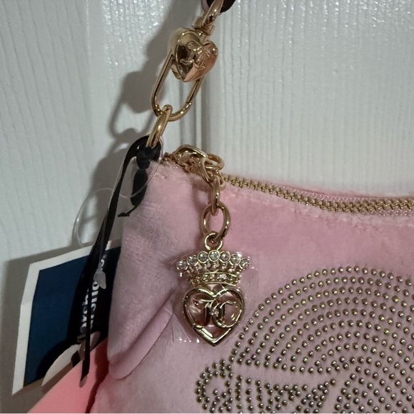 NWT Juicy Couture “Queen Couture” Wristlet, Pink Heart Design - Picture 3 of 7